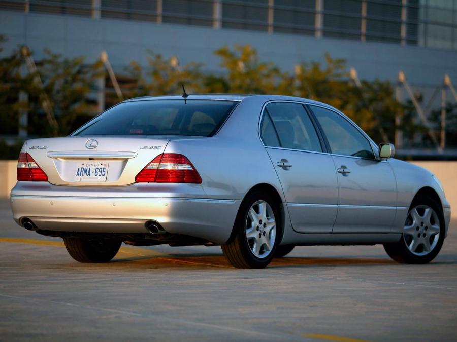  Lexus LS430 2003 года  (фото 15 из 16)